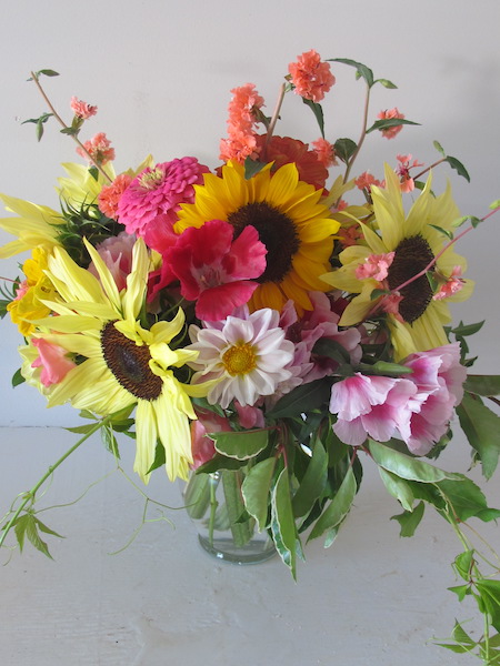 sunflower and dahlia bouquet